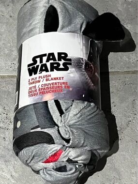 Star Wars Plush Throw Blanket - Gray, Black, Red